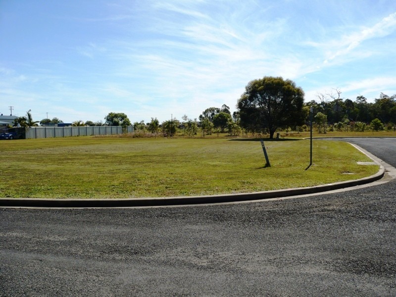 1 Allana Court, Elliott Heads QLD 4670