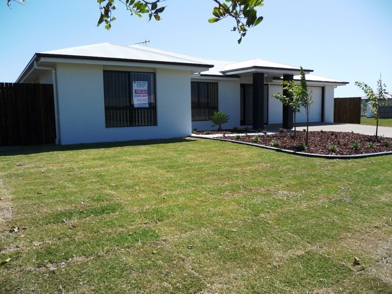 17 Back Hill Place, Coral Cove QLD 4670