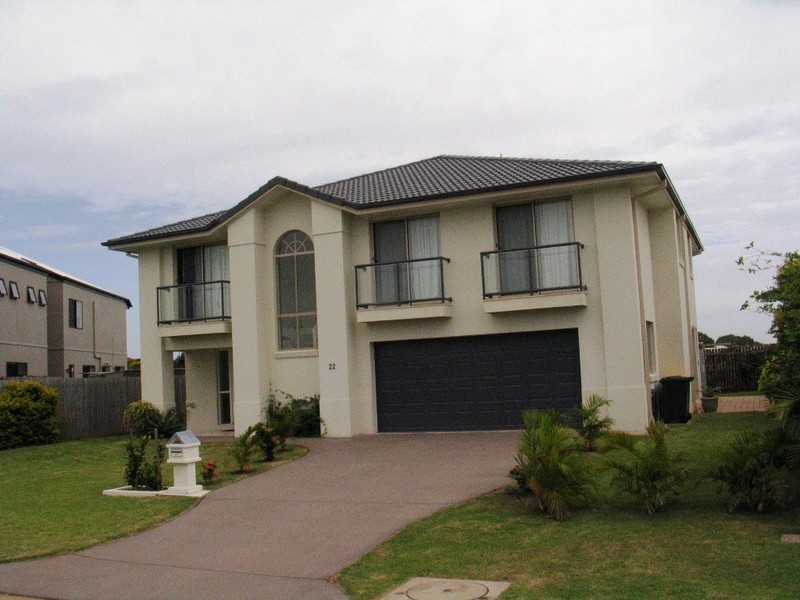 22 Toppers Drive, Coral Cove QLD 4670