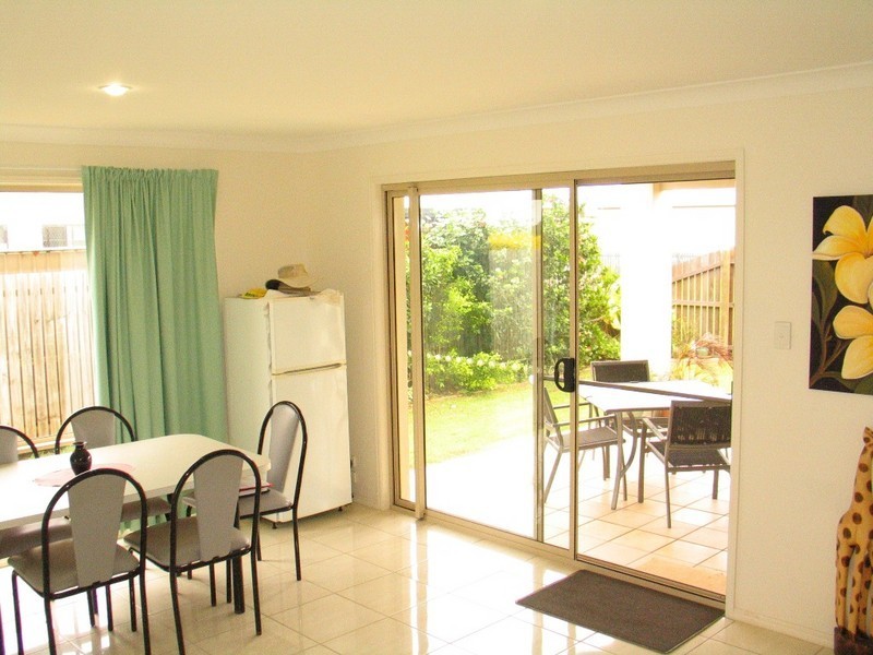 22 Toppers Drive, Coral Cove QLD 4670
