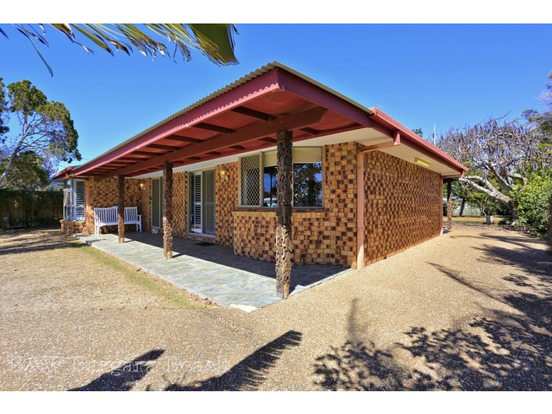 42 Bathurst Street, Elliott Heads QLD 4670