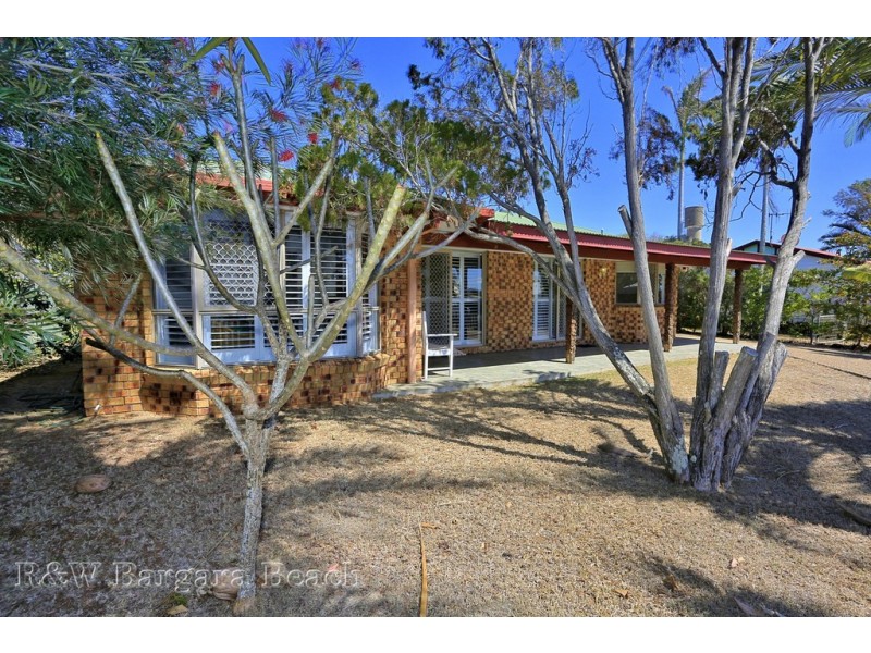 42 Bathurst Street, Elliott Heads QLD 4670