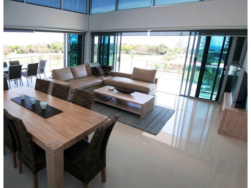 11 McCavanagh Street, Bargara QLD 4670