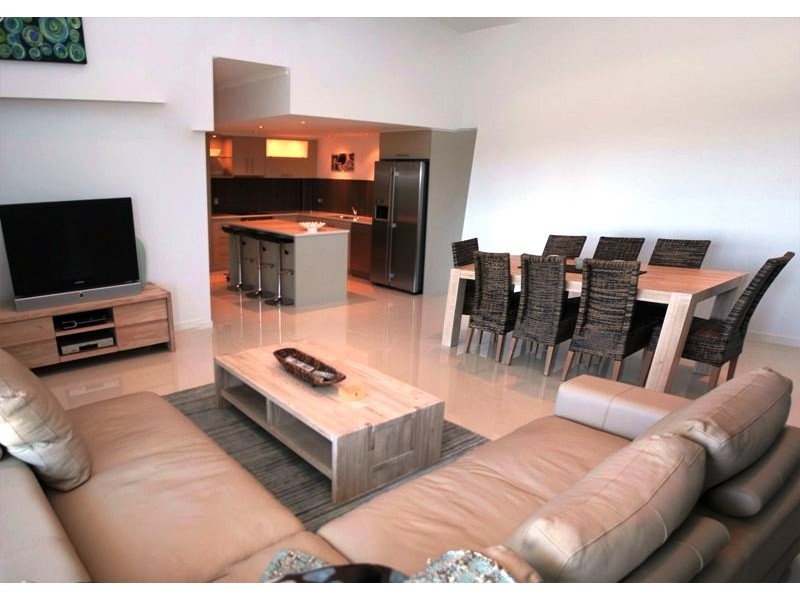 11 McCavanagh Street, Bargara QLD 4670