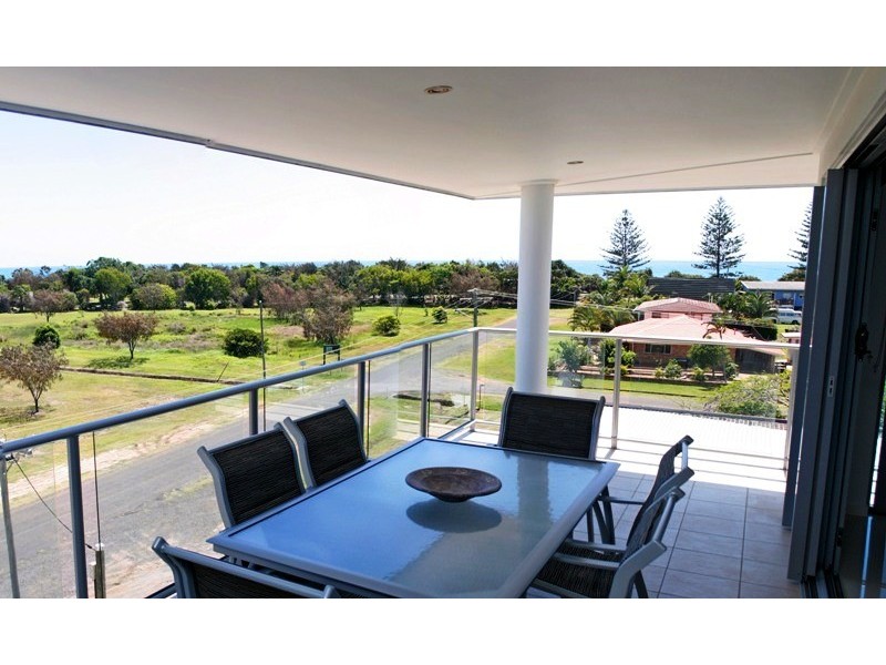 11 McCavanagh Street, Bargara QLD 4670