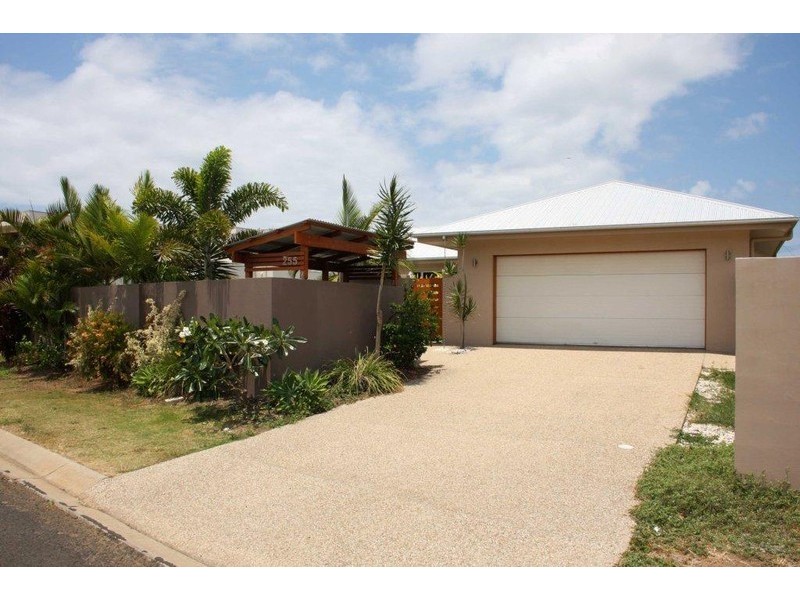 Bargara QLD 4670