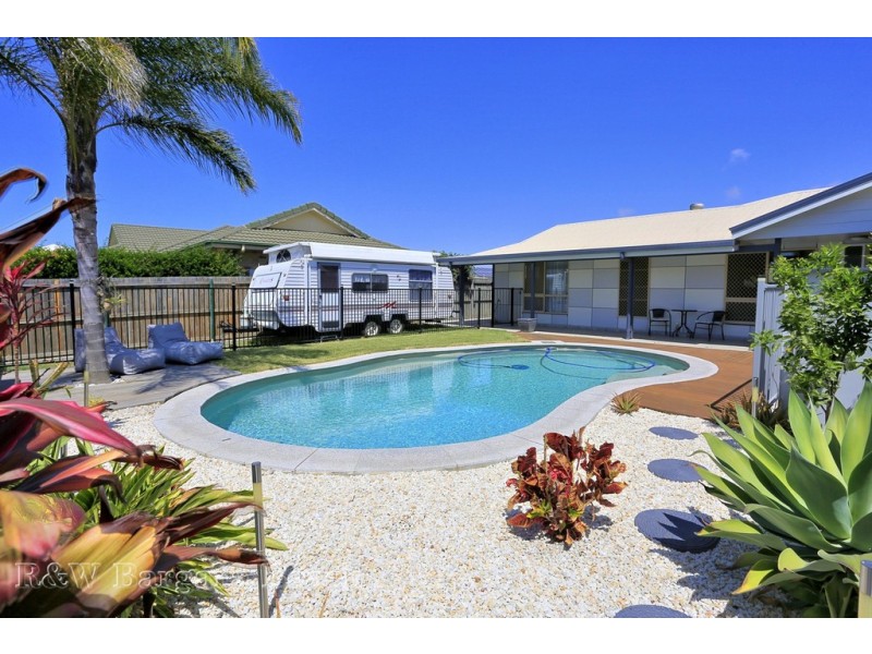 15 Palmer Avenue, Bargara QLD 4670