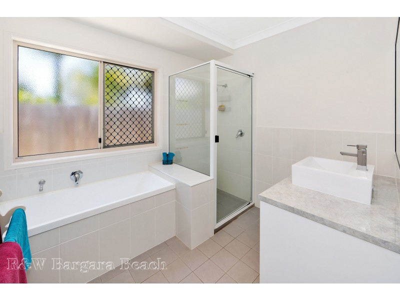 5 Outrigger Close, Bargara QLD 4670