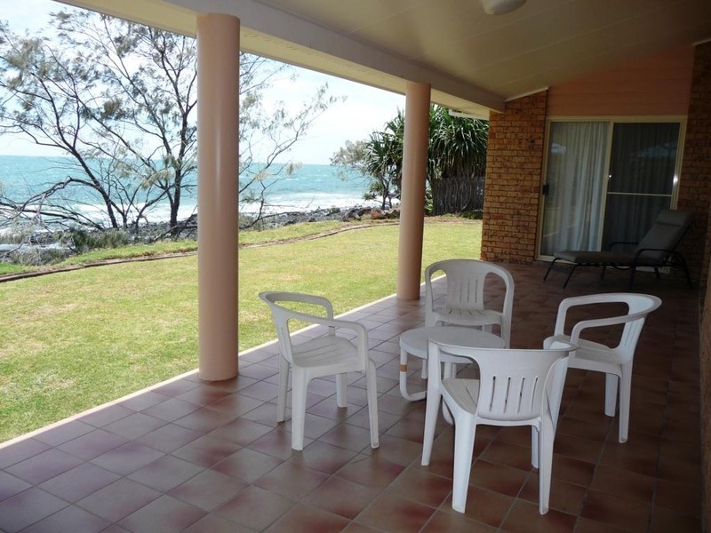 46 Barolin Esplanade, Coral Cove QLD 4670