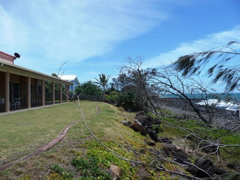 46 Barolin Esplanade, Coral Cove QLD 4670