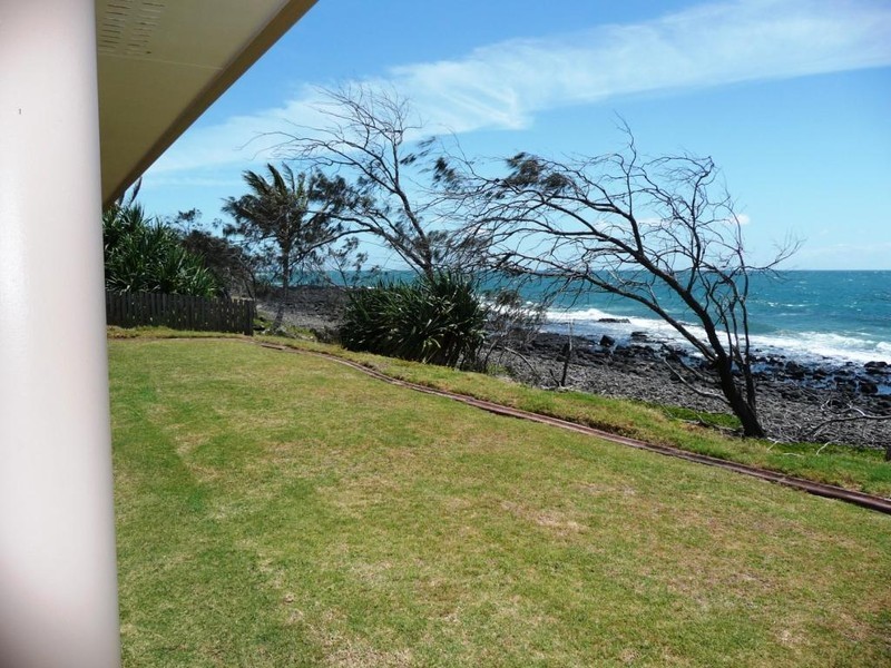 46 Barolin Esplanade, Coral Cove QLD 4670