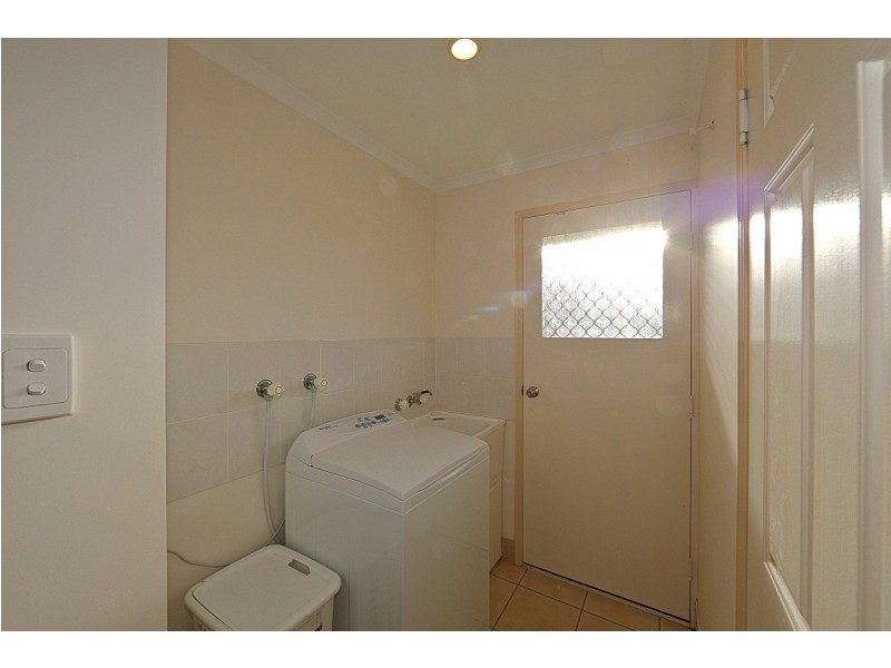 6 Belmonte Drive, Coral Cove QLD 4670