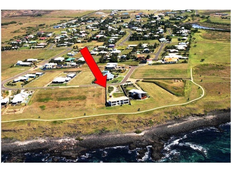 Villa 2 TurtleCove , 16 Selmar Place, Innes Park QLD 4670