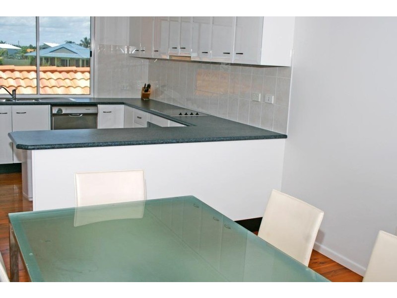 Villa 2 TurtleCove , 16 Selmar Place, Innes Park QLD 4670