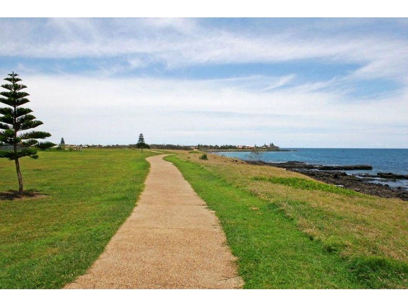 Villa 2 TurtleCove , 16 Selmar Place, Innes Park QLD 4670