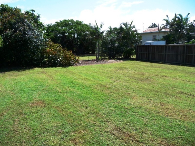 27 Holland Street, Bargara QLD 4670