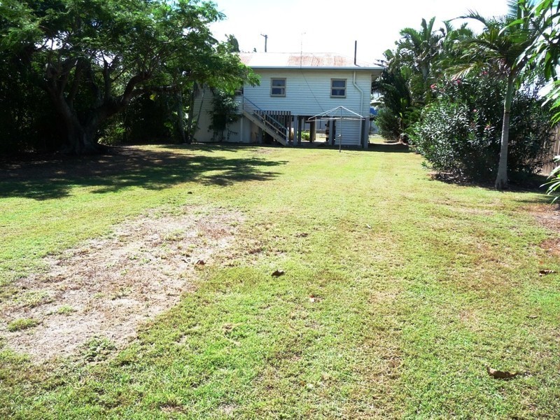 27 Holland Street, Bargara QLD 4670