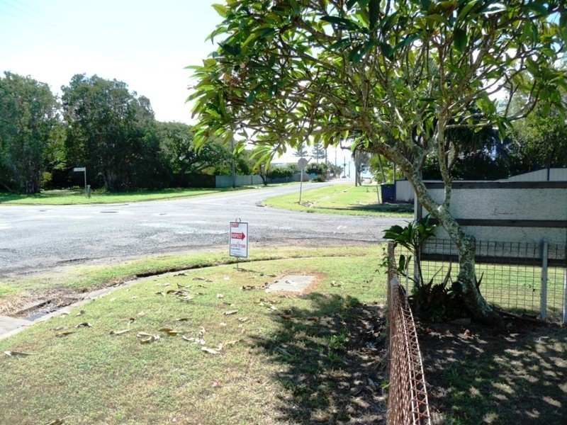 27 Holland Street, Bargara QLD 4670