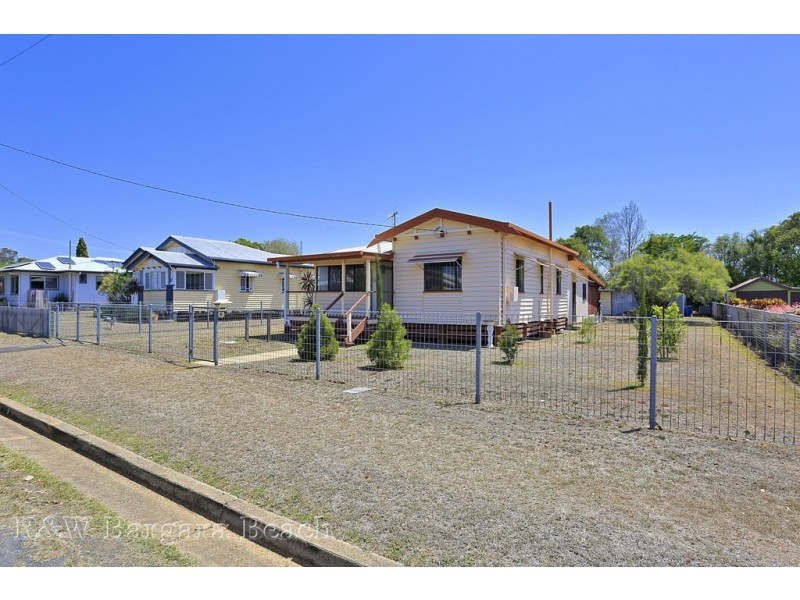 61 Hunter Street, Walkervale QLD 4670