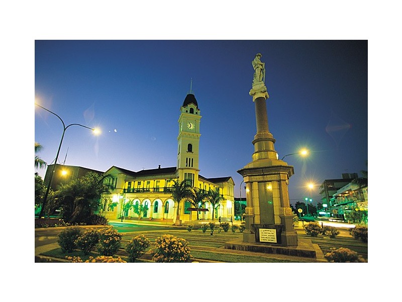 61 Hunter Street, Walkervale QLD 4670