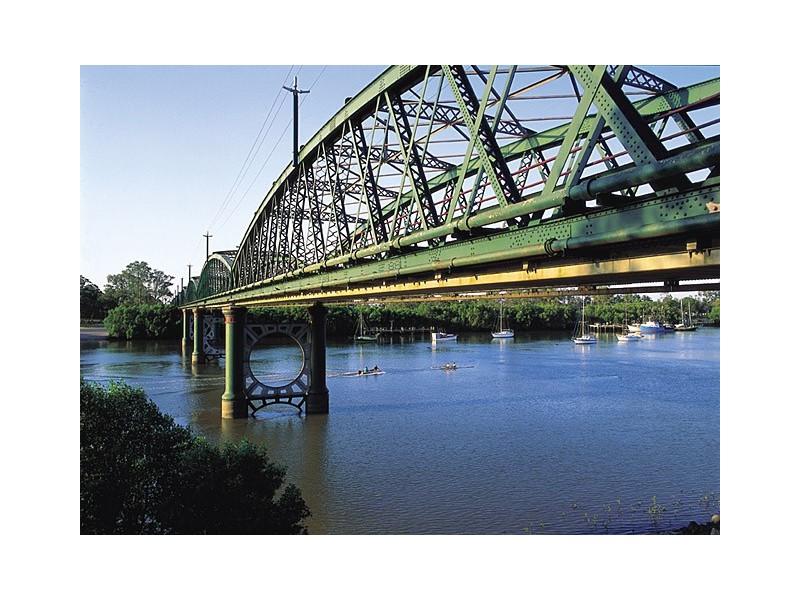 61 Hunter Street, Walkervale QLD 4670