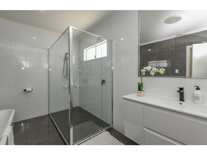 3/11 Holland Street, Bargara QLD 4670