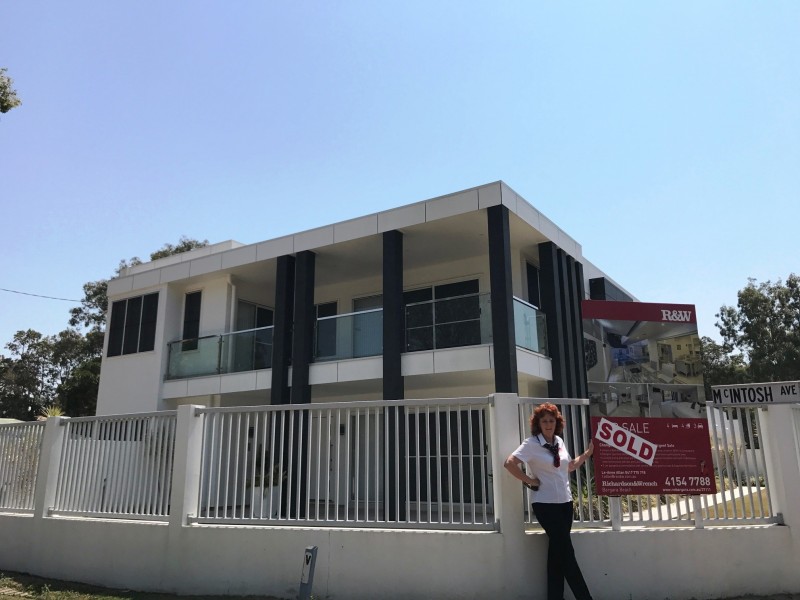 51 McIntosh Avenue, Elliott Heads QLD 4670