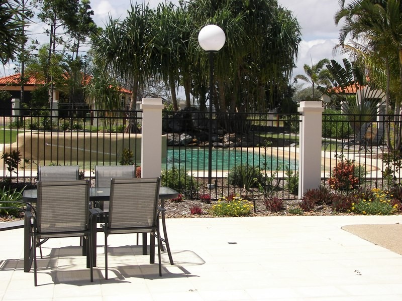 19/5 Chantelle Circuit, Coral Cove QLD 4670