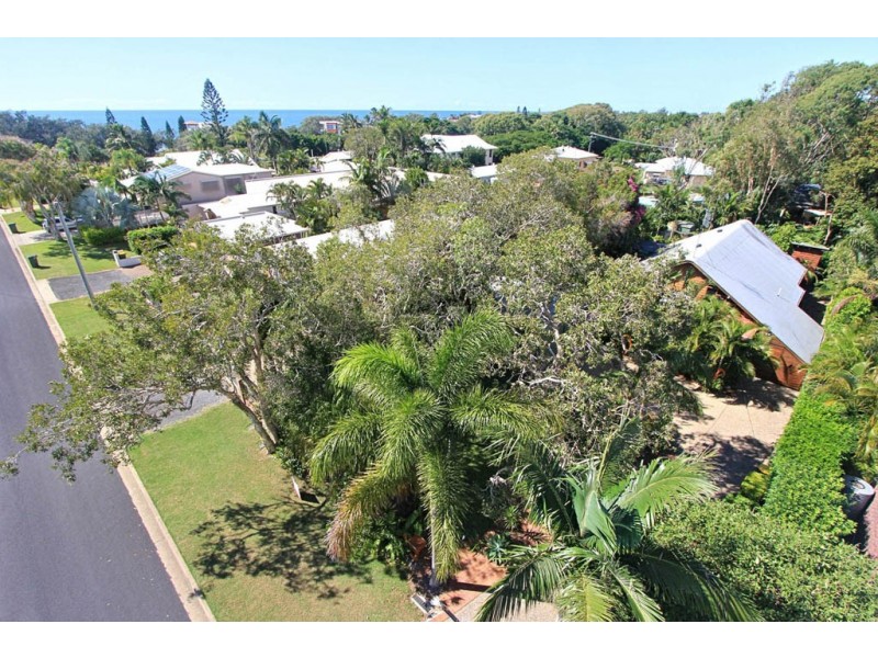 13 Dooley Street, Bargara QLD 4670