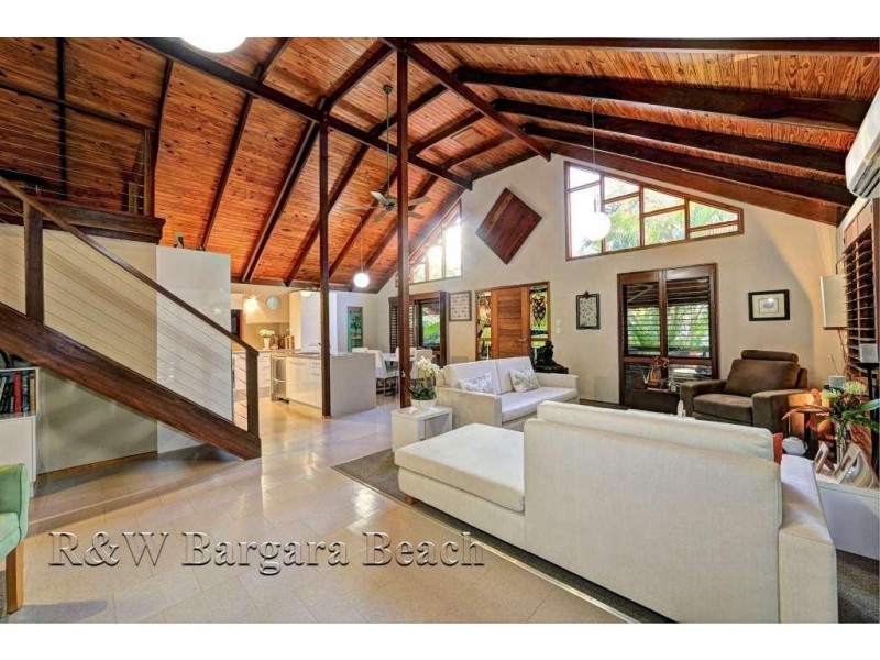 13 Dooley Street, Bargara QLD 4670