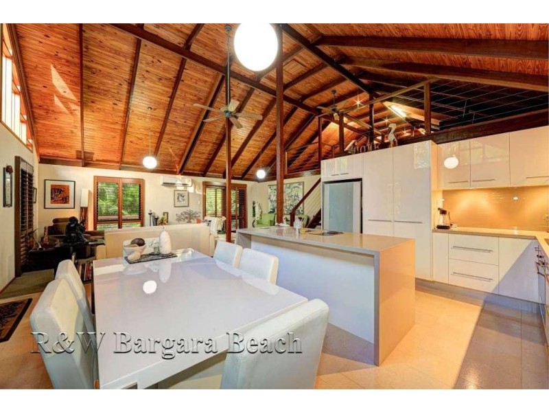 13 Dooley Street, Bargara QLD 4670