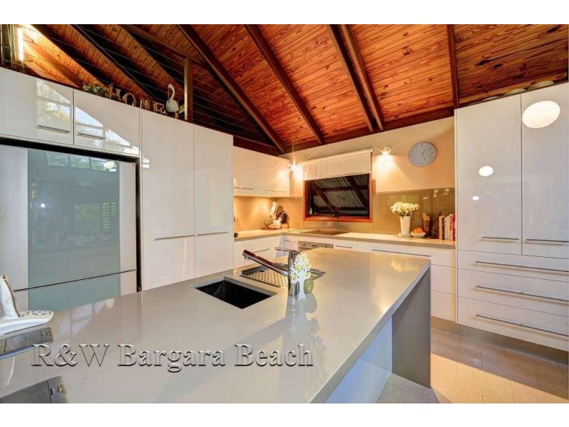 13 Dooley Street, Bargara QLD 4670