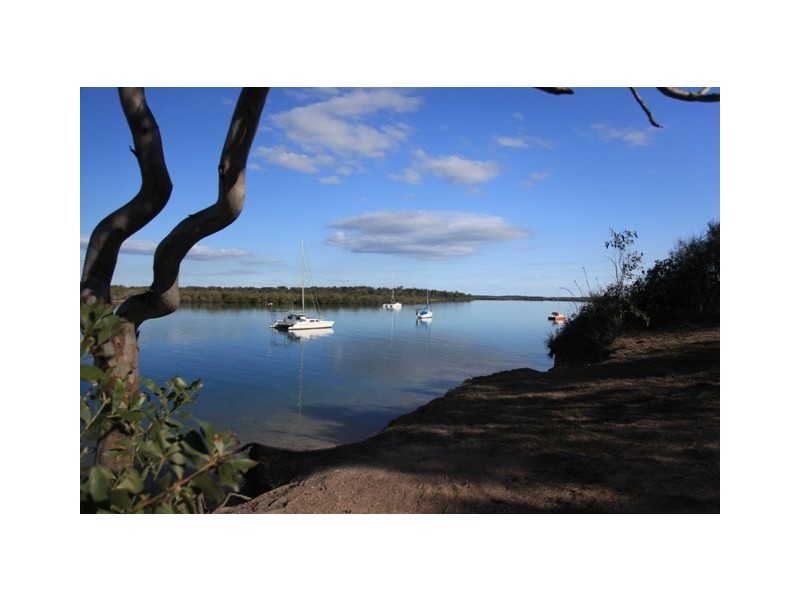 50 Mitchell Street, Elliott Heads QLD 4670