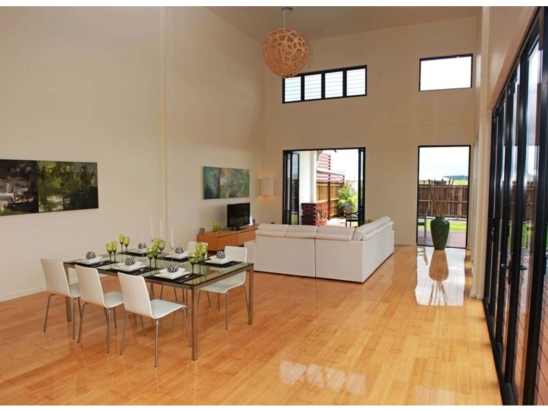 2/10 Trinity Close, Bargara QLD 4670