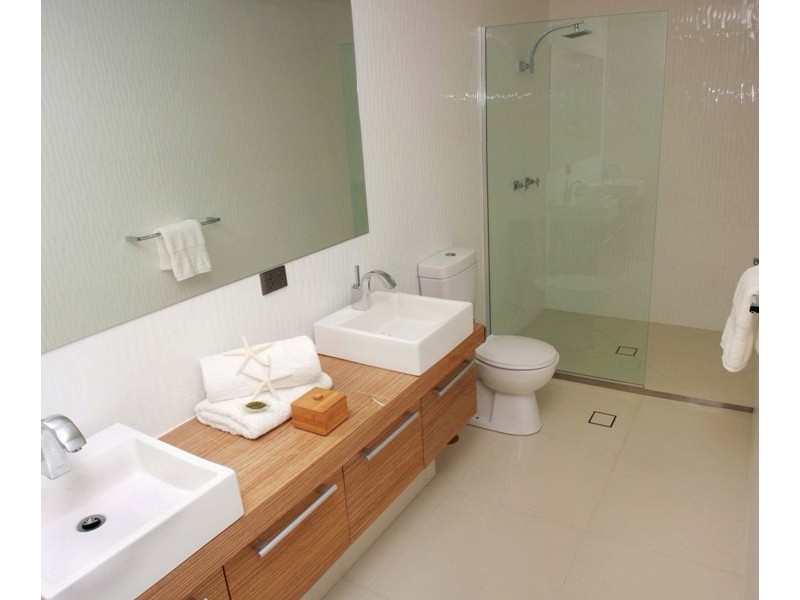 2/10 Trinity Close, Bargara QLD 4670