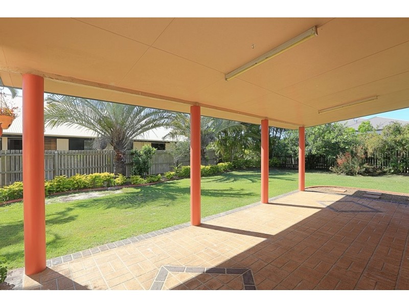 8 Coral Court, Bargara QLD 4670