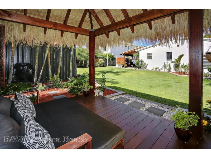 16 Dooley Street, Bargara QLD 4670