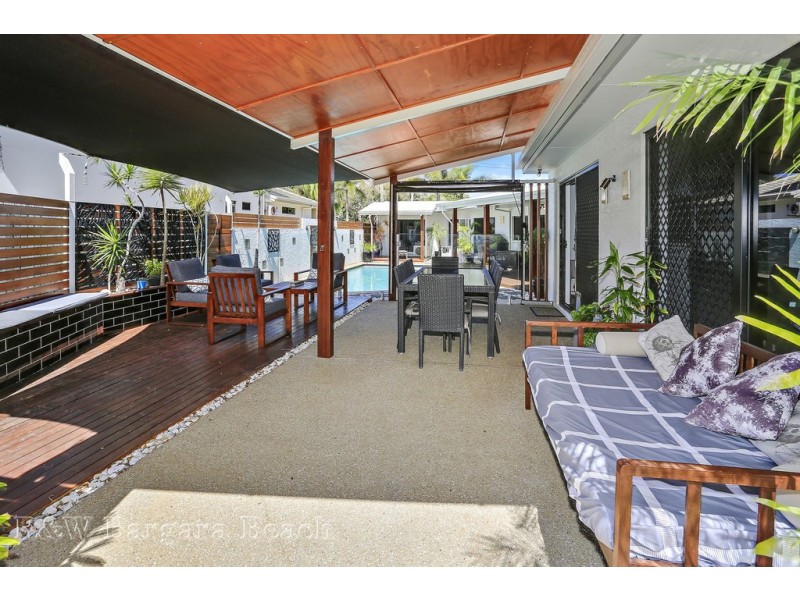 16 Dooley Street, Bargara QLD 4670