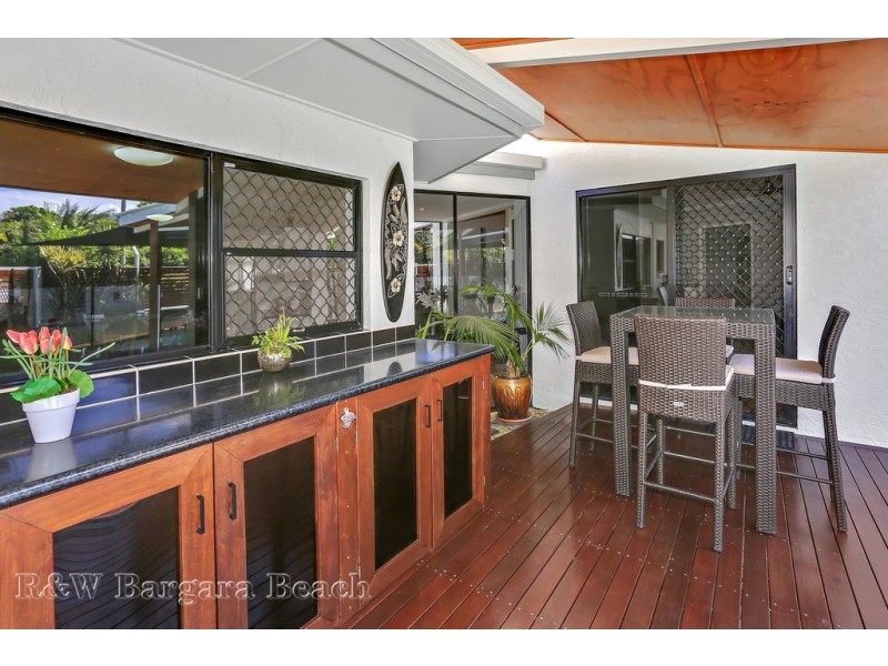 16 Dooley Street, Bargara QLD 4670