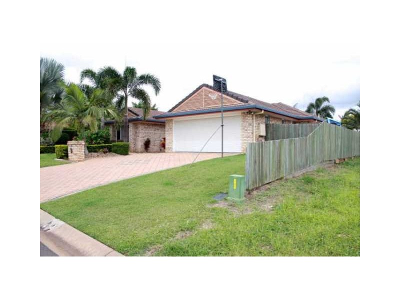 8 Forbes Court, Avoca QLD 4670