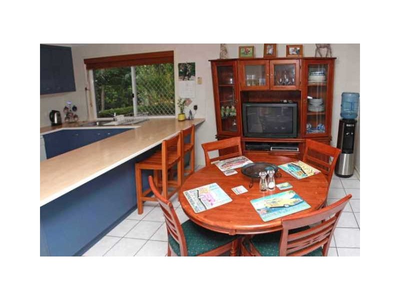 8 Forbes Court, Avoca QLD 4670