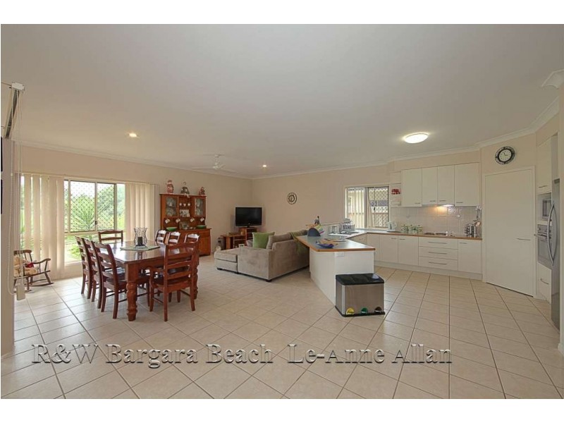 House 11, 5 Robert John Circuit, Coral Cove QLD 4670