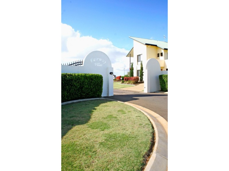 House 11, 5 Robert John Circuit, Coral Cove QLD 4670