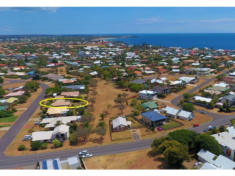 8 Shoreline Crescent, Bargara QLD 4670