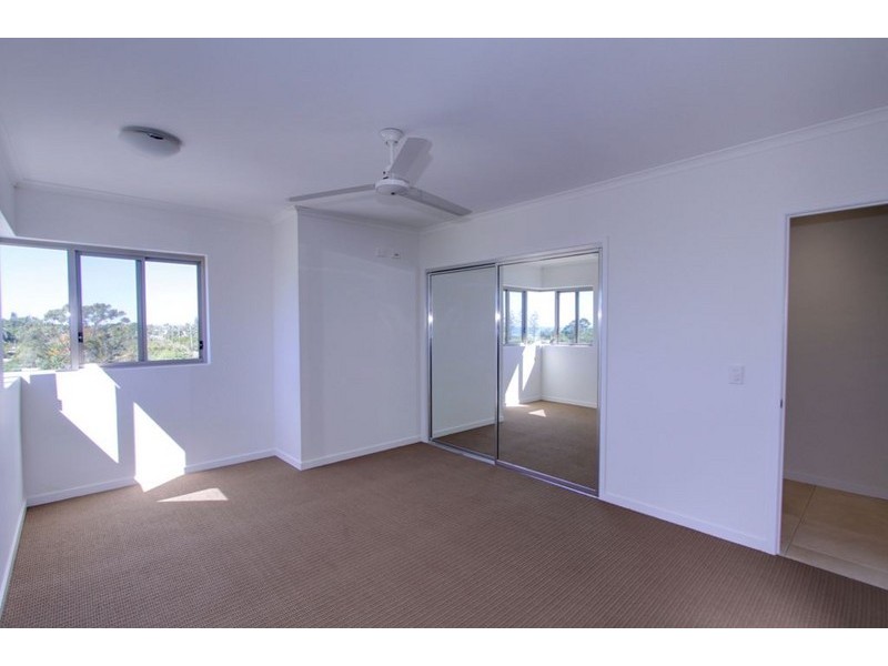 Unit 3 Seascape, 56 Holland Street, Bargara QLD 4670