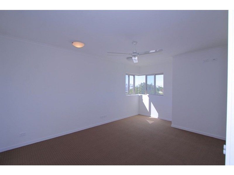 Unit 3 Seascape, 56 Holland Street, Bargara QLD 4670