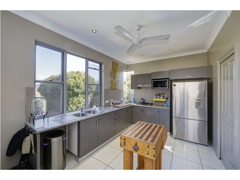 35 Mary Fox Street, Innes Park QLD 4670