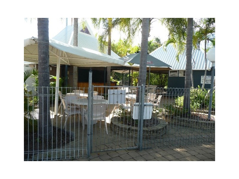 Unit 2 Kellys Beach Resort,10 Trevors Road, Bargara QLD 4670