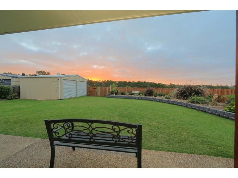 16 Bisdee Street, Coral Cove QLD 4670