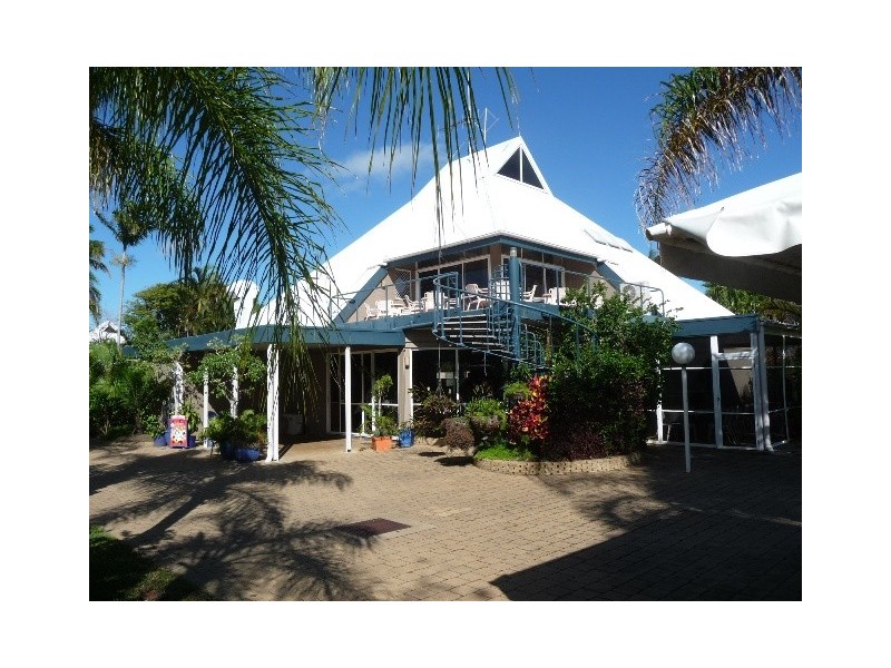 Unit 13 Kellys Beach Resort, 10 Trevors Road, Bargara QLD 4670